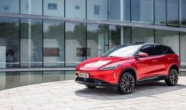 小鹏销售爆料案例最新版,揭秘最新销售策略与市场动态